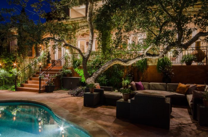 Residential outdoor lighting companies